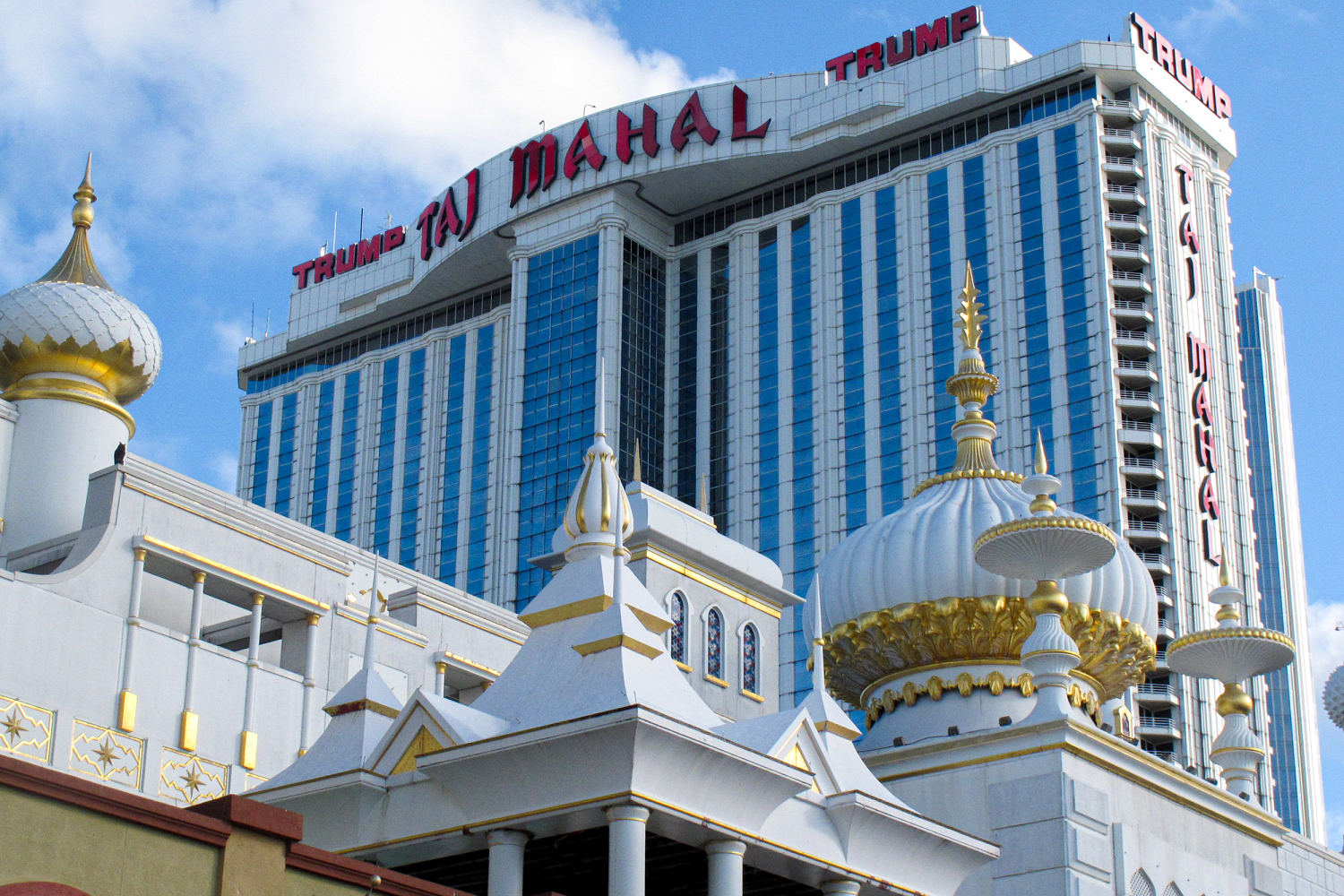 240322 Trump Taj Mahal Ch 1652 8a2128.jpg